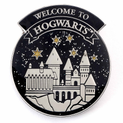 Official Harry Potter Welcome To Hogwart's Pin Badge HPPB0179